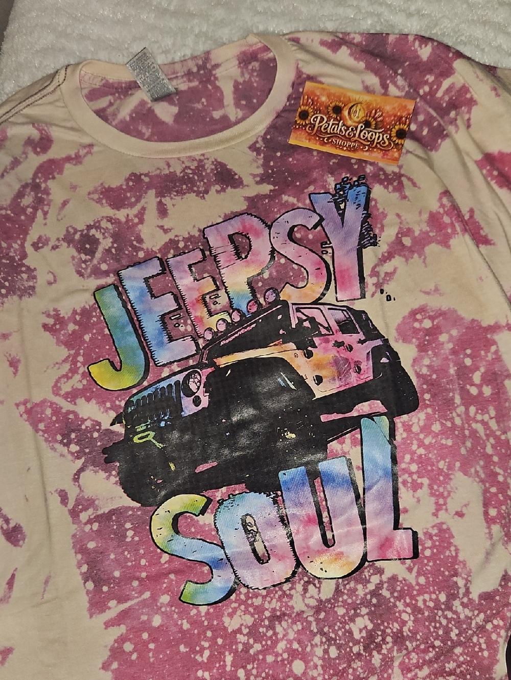 Women's "Jeepsy Soul" Tie-Dye Graphic Tee - Pink & Cream